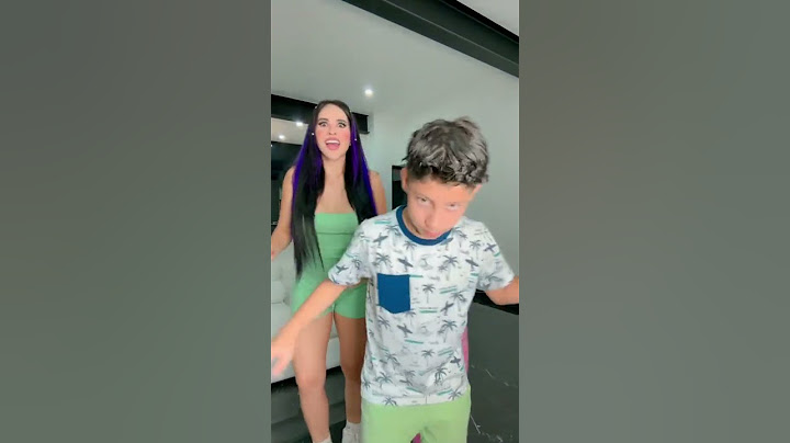 Spay se enoja mucho cuando baila Danielita 😨 IG: Karlybustillosg 💖 #karlabustillos #shorts