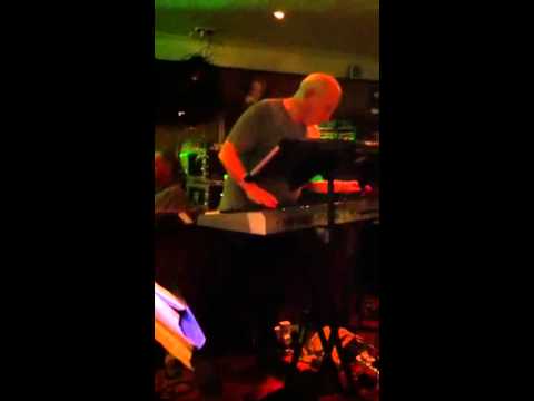 The Cissy Bus - Show Me