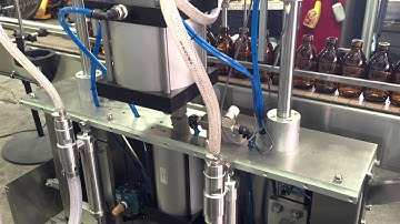Piston filler with nitrogen purge nozzles, model PI 3300