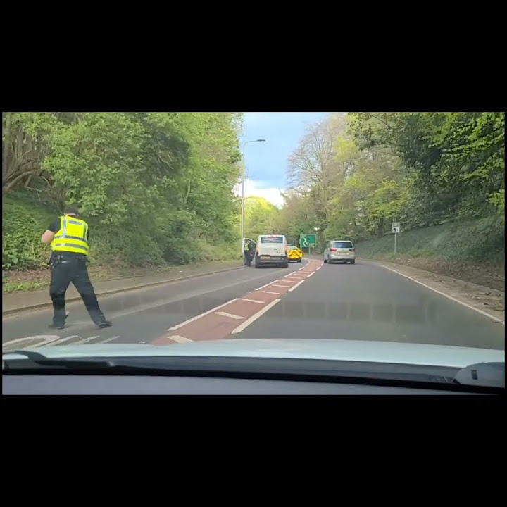 How can drivers crash in a 30mph zone youtube