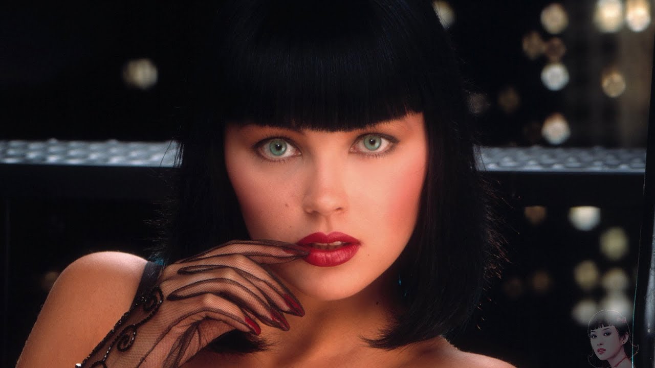 Philip Bailey - Woman (Lyrics) Remastered Audio HQ