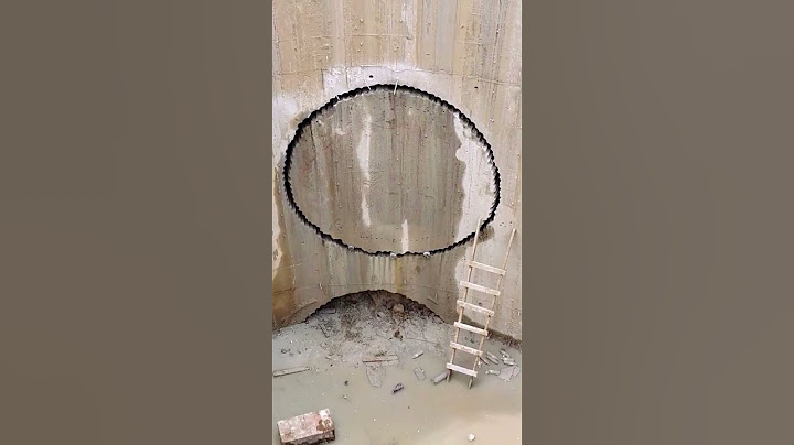 Tunnel drilling with a water grinder- Good tools and machinery make work easy