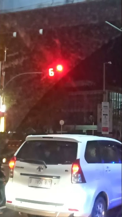 mentahan story wa lampu merah