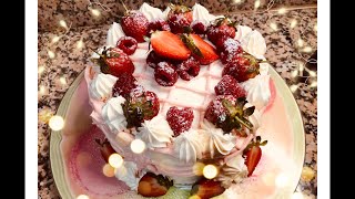 Yummy Strawberry Shortcake ?  كيكة الفراولة الشهية والخفيفة تذوب في الفم  شورت-كيك ?✨?