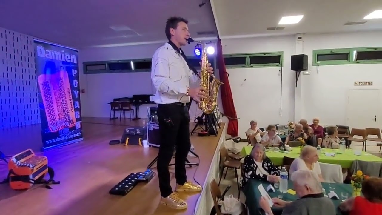 Magnifique Slow interpréter aux saxophone 🎷 par Damien poyard  le 21 septembre à varennes-sur-allier