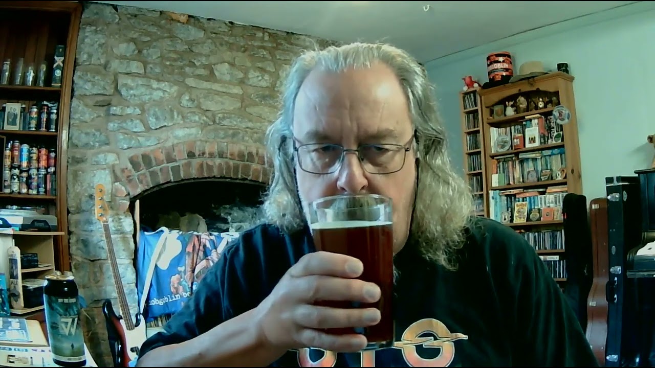 Dogs window Brewery - Off the Leash