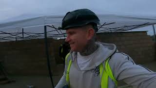 What does a bricklaying BOSS Earn