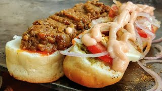 This Is India's Best Street Hot Dog | Delhi Street Food screenshot 4
