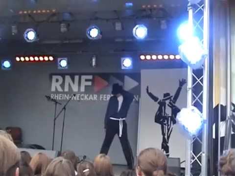 Michael Jackson Tribute Dance RNF - 16.10.10 2/2 (...