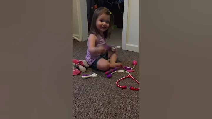 Description of doctor's kit tools from a 2 year old