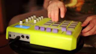 Memorecks - Live Video Sampling (ft Fleet Foxes, Nina Simone and Bill Cosby)
