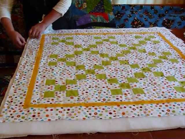 How to baste a quilt with safety pins - Quilting Tips & Techniques 086 