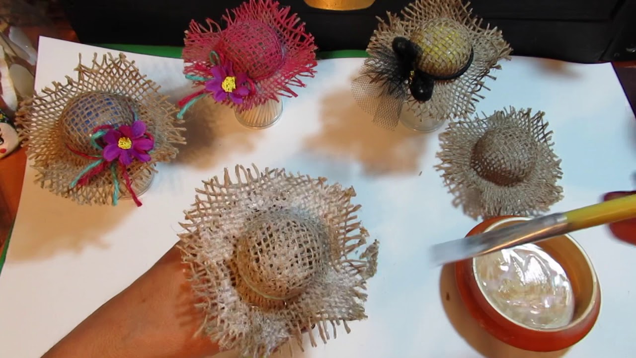 Sombreritos de yute/ Yute hats