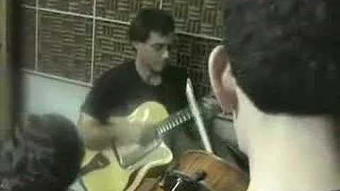 Frank Vignola Group plays stardust