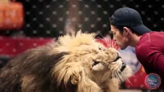 Ringling Bros. Presents LEGENDS - Alexander Lacey