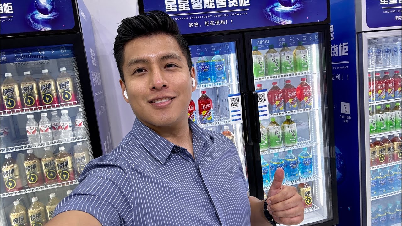 Recorriendo feria CHINA máquinas dispensadoras para IMPORTAR