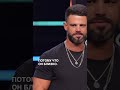 Враг кричит, так как он далеко; Бог шепчет, так как Он рядом