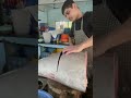 market fish cutting