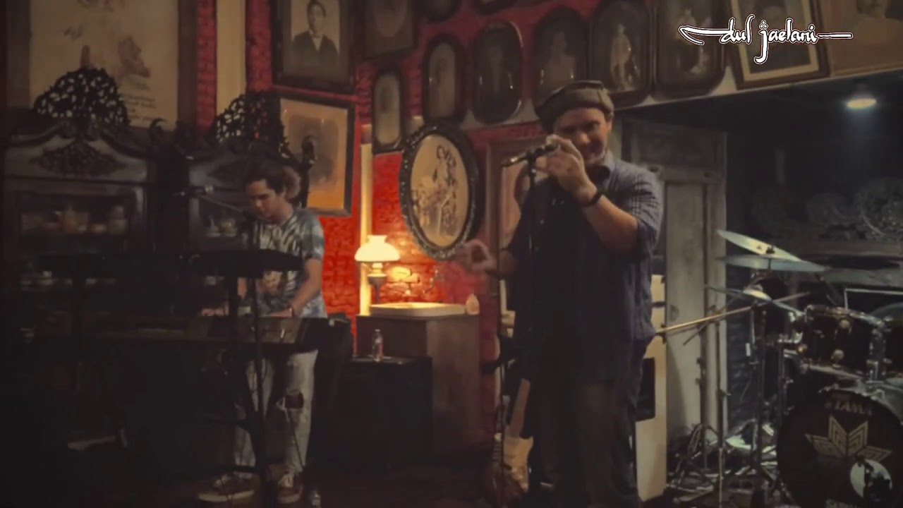 Dul Jaelani Feat. Fadly 