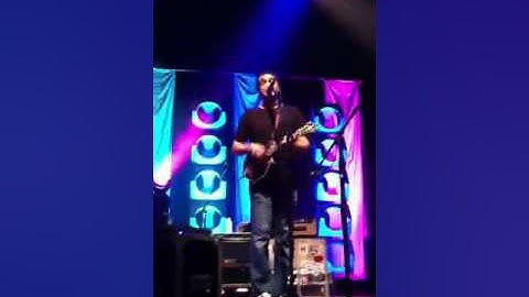 Yonder Mountain String Band - Shake Me Up