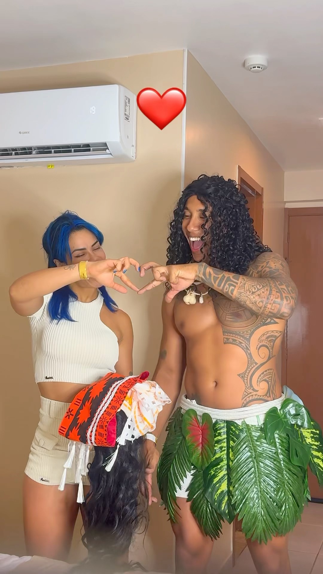 Ela jogou fora a fantasia de MOANA??​⁠@mayca.brasil #trend #moana #maui #funnymemes #funny #short