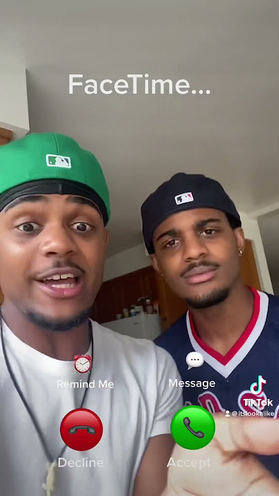 “I Don’t Wanna Talk!” #youtubeshorts #twins #facetime