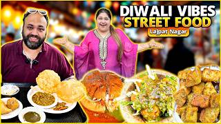 Download Lagu Street Food At Lajpat Nagar | Diwali Shopping And Food, Ram Laddo, Burger, Aloo Chaat, Chole Bhature MP3 Download Lagu Street Food At Lajpat Nagar | Diwali Shopping And Food, Ram Laddo, Burger, Aloo Chaat, Chole Bhature MP3