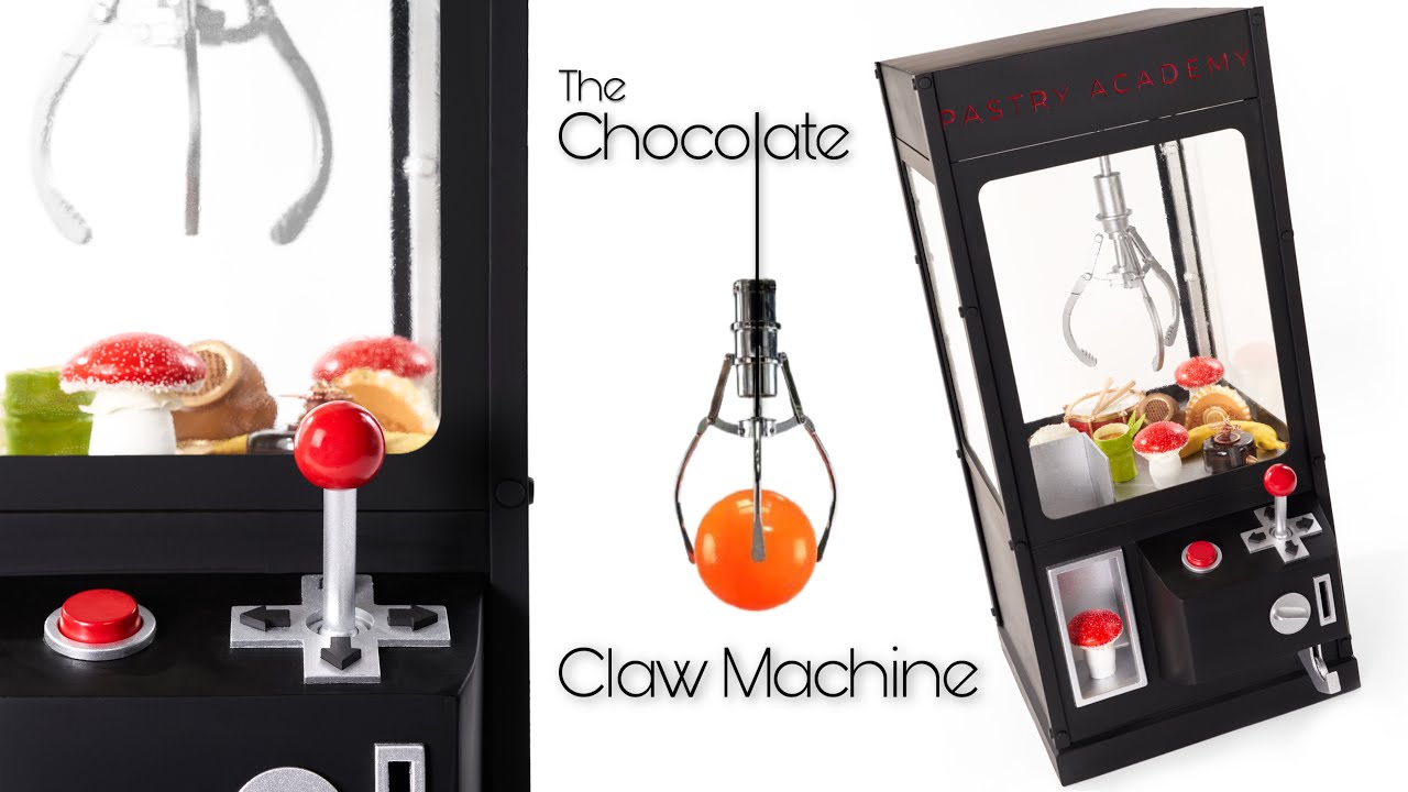 ⁣Chocolate Claw Machine!