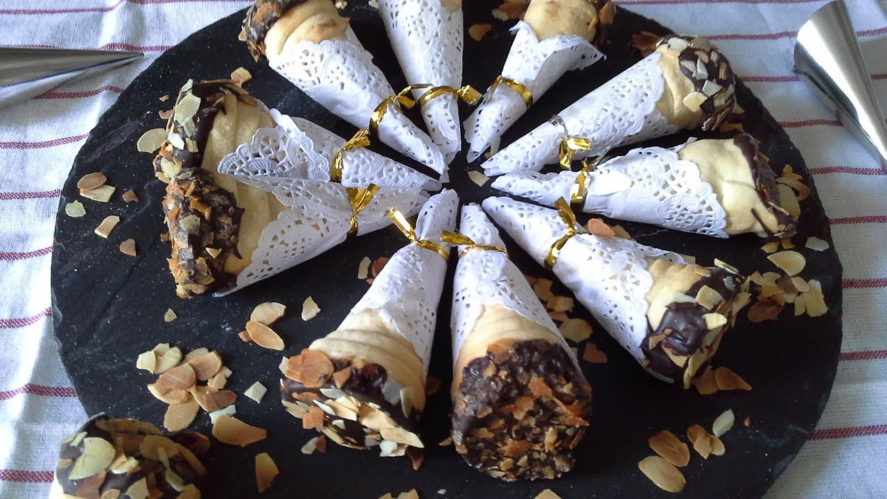وصفة الكورني بالنوقا والشوكولا من مطبخ سلسبيل /La recette des cornets aux naugat et chocolat