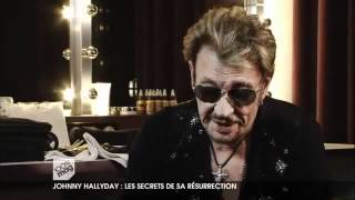 Johnny Hallyday et sa cigarette electronique