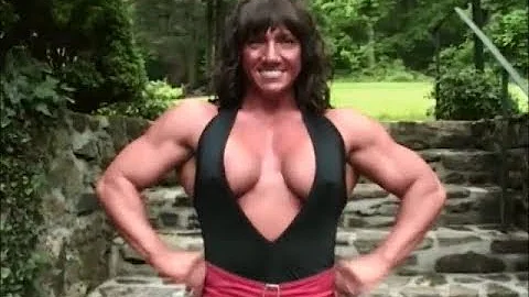 Female Bodybuilder Anne Sheehan - V725 Video Preview