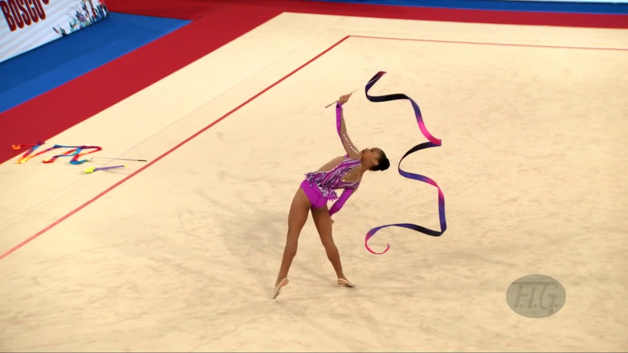 qualifications tradução HURTADO Nathalia (COL) - 2019 Rhythmic Junior Worlds, Moscow (RUS) - Qualifications Ribbon