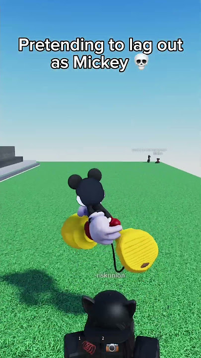 Pretending to LAG OUT as MICKEY 😭🙏 #roblox #funny