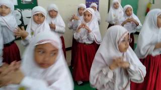 Senam 6 Langkah Cuci Tangan  kelas 2 C SD Al Hikmah Surabaya