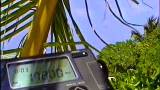1994  Finnish YLE Shortwave Radio 17800 kHz received at Maldives  - SW DX Long Distance Radio @beach