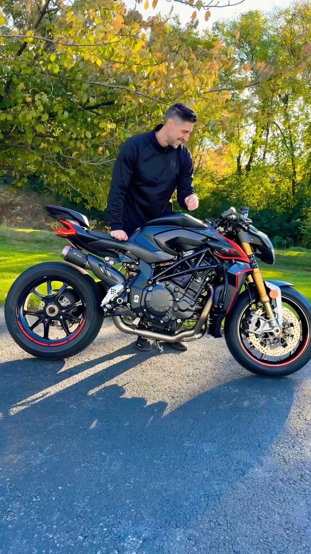 MVアグスタ Brutale ブルターレ ARROW チタニウムサイレンサー