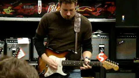 Guitar Center King of the Blues 2009 store finals ...