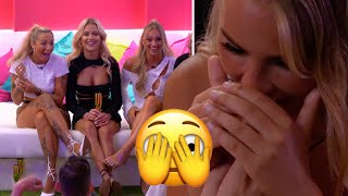 Girl puts boys finger in mouth and KISS | Love Island Sweden 2023