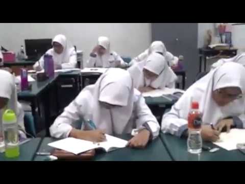 #idl-asmaul-husna-sma-al-hikmah-surabaya-kg-bahasa-indonesia