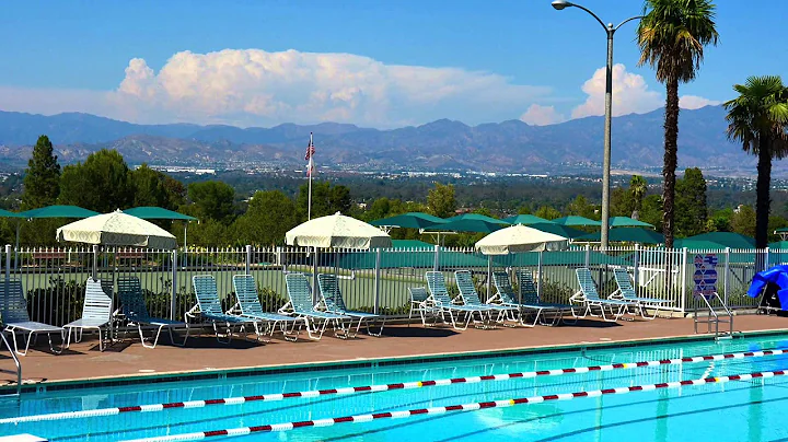 Jeff and Robin Ehrlich: We Love Laguna Woods Village