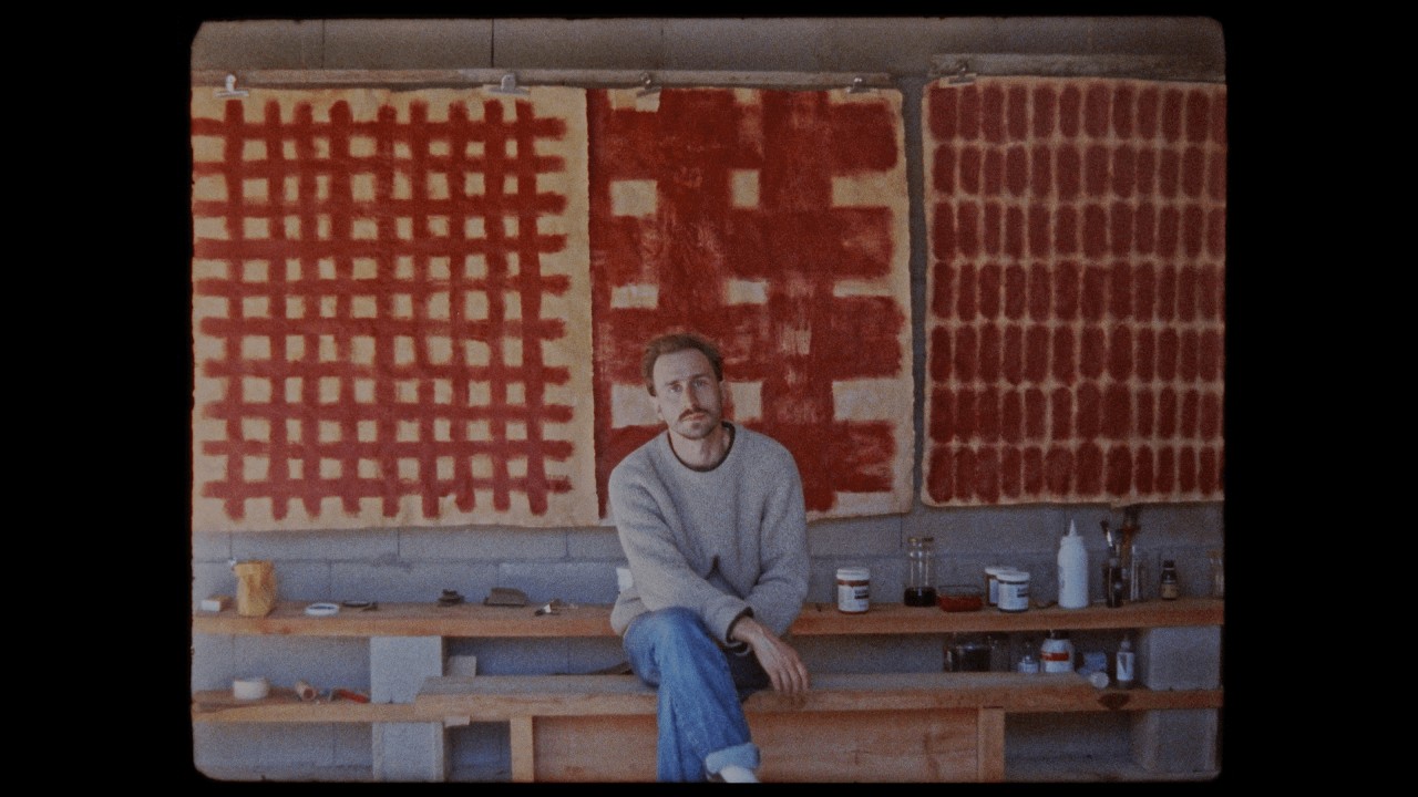 Alejo Palacios | A painter’s solitary life (Krasnogorsk-3 Kodak 16mm Film)