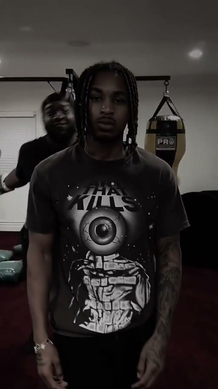 Bro snuck me…​⁠@JiDion
