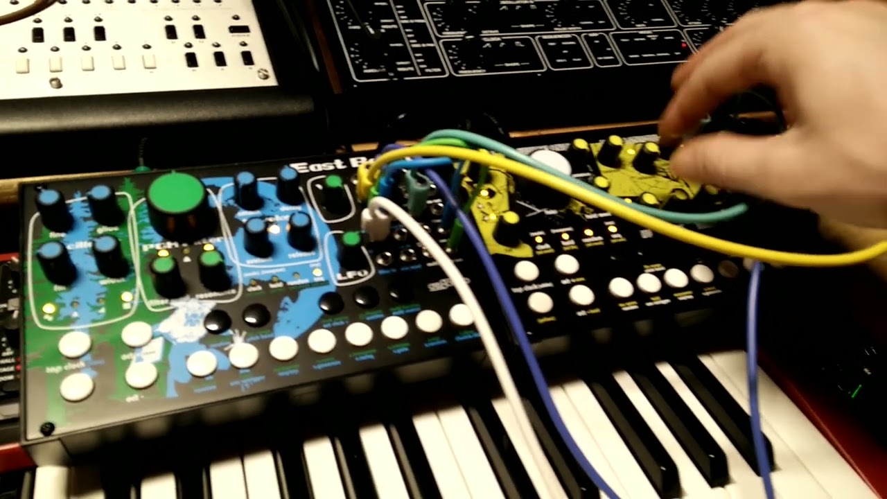 Make Noise 0-CTRL Controlling East Beast, West Pest, and Simmons SDS-V (2) auf YouTube ansehen Make Noise 0-CTRL Controlling East Beast, West Pest, and Simmons SDS-V (2) auf YouTube ansehen