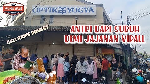 RELA ANTRI BERJAM-JAM DEMI JAJANAN VIRAL JOGJA || LOPIS MBAH SATINEM JOGJA