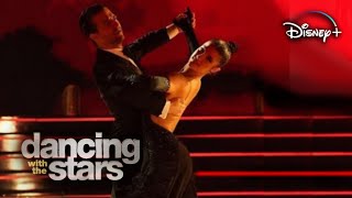 Charli D'Amelio and Mark's Foxtrot (Week 06) - Dancing with the Stars Season 31!
