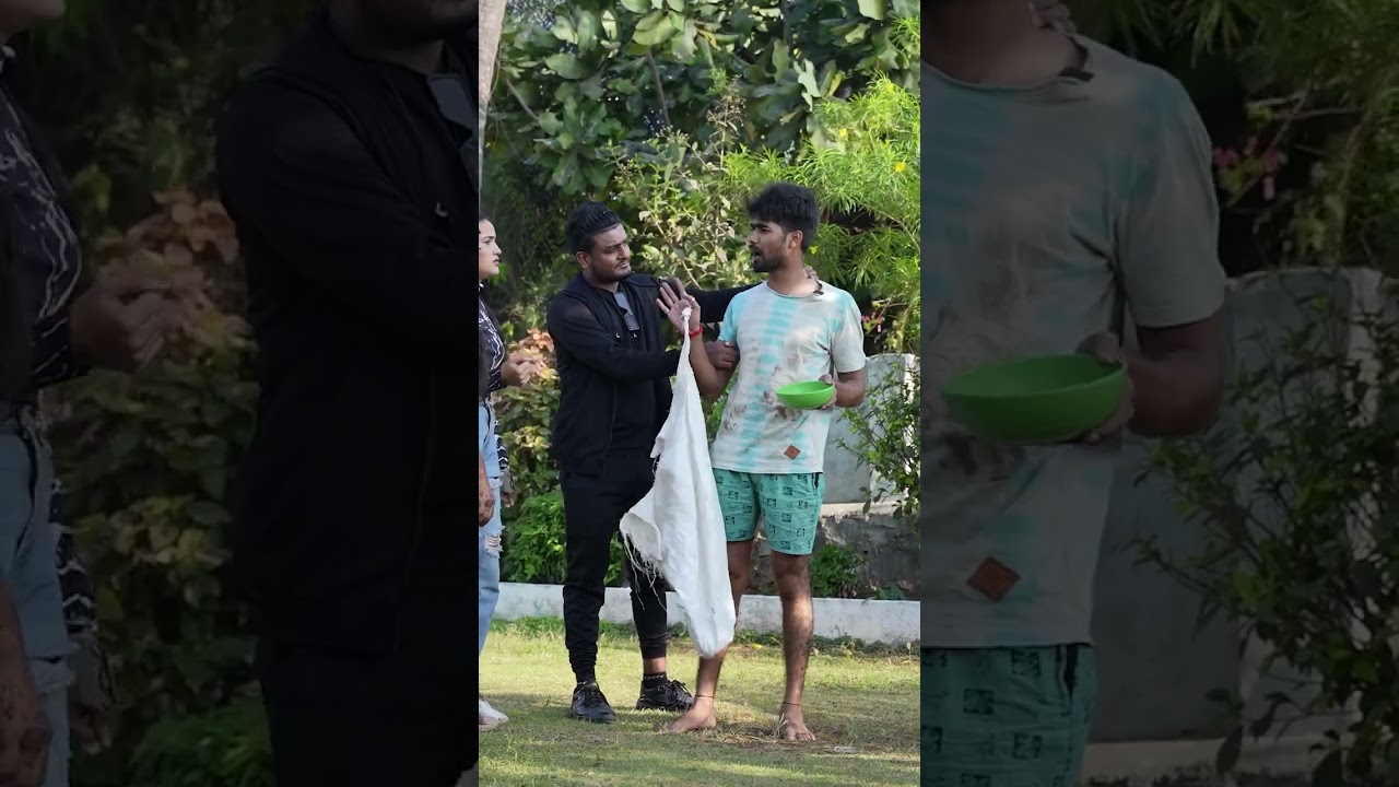 ⁣wait for end #comedy #fun #funny #memes #viral #prank #prankvideo #girl #xnxx #bhikariprank #ghost