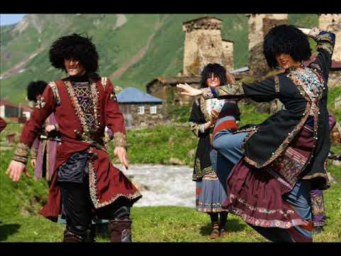 თოვლიანი მთები