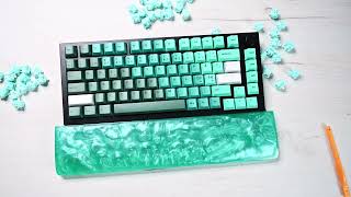 From PINK TO GREEN with Glorious GMMK Pro - GPBT Keycaps Rainforest