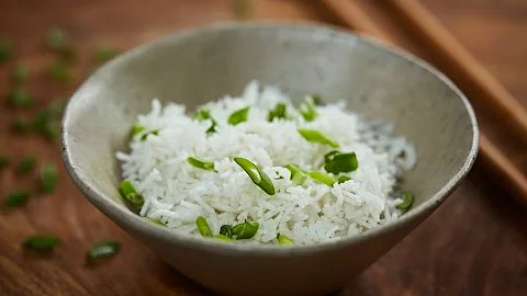 How to cook fluffy rice? 🍚 | UMAMI
