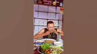 အိမ်မှာရှိတဲ့ ငပိရည်တို့စရာ စုံစုံလင်လင်နဲ့ ထမင်းစားဖြစ်တာလေးပါ 🥰